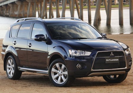 2010-mitsubishi-outlander.jpg