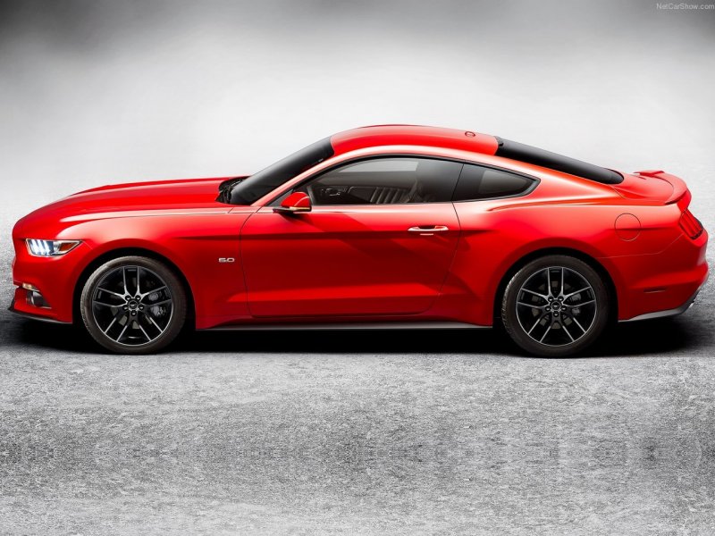 Ford-Mustang-GT-2015-Side-View.jpg