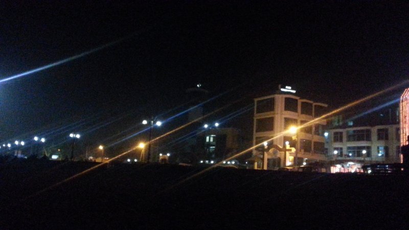 Night view of Marine Drive.jpg