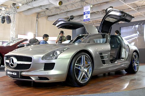 SLS%20AMG%201.jpg