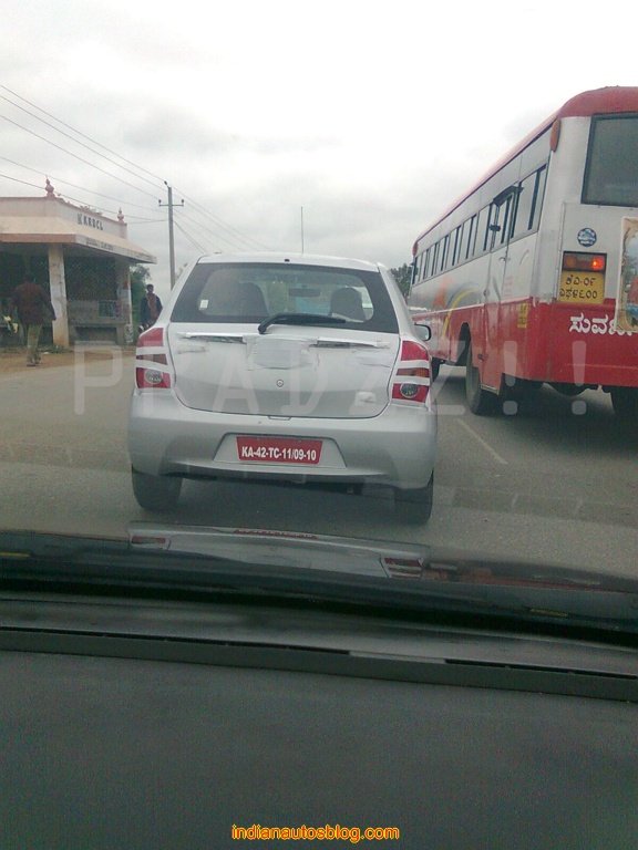 Toyota-Etios-spied-1.jpg