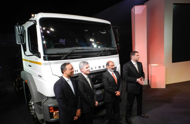 BharatBenz-New-Truck-22.jpg