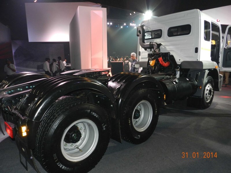 BharatBenz-New-Truck-27.jpg