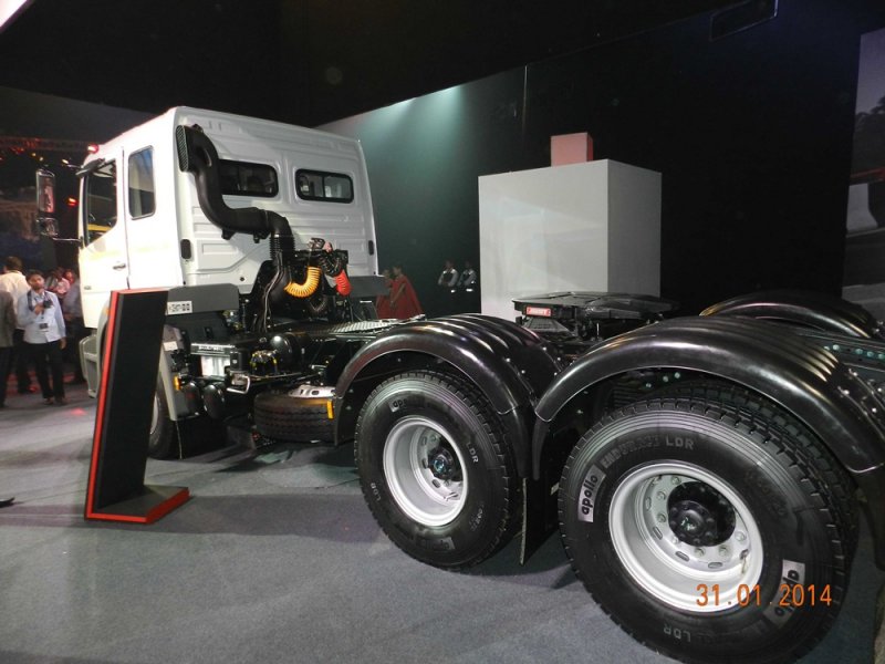 BharatBenz-New-Truck-29.jpg