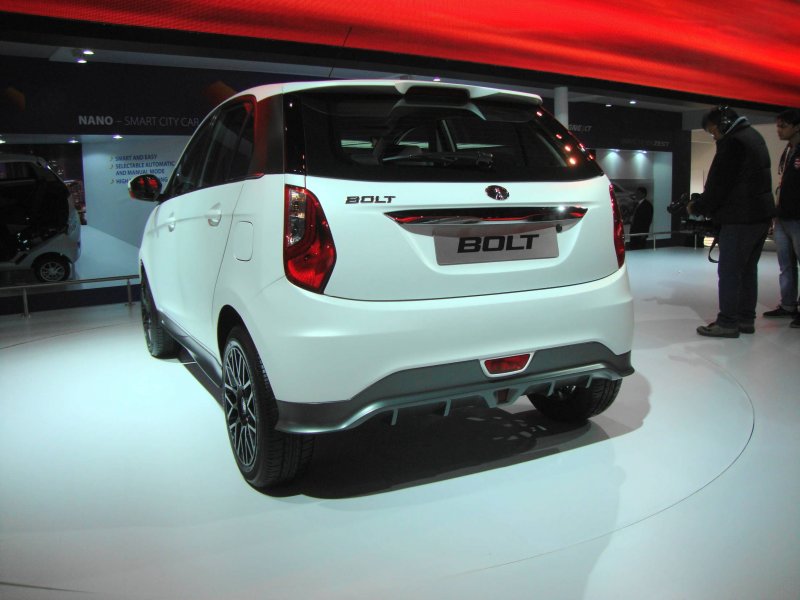 Tata-Bolt (2).JPG