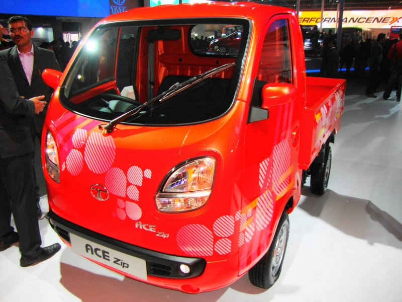 Tata-Ace-Zip.JPG