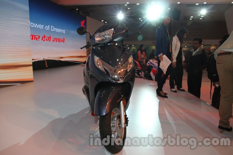 Honda-Activa-125-front-fascia-at-Auto-Expo-2014.jpg