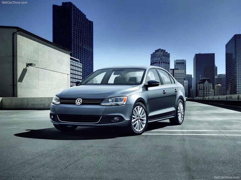 Volkswagen-Jetta_2011_800x600_wallpaper_02.jpg