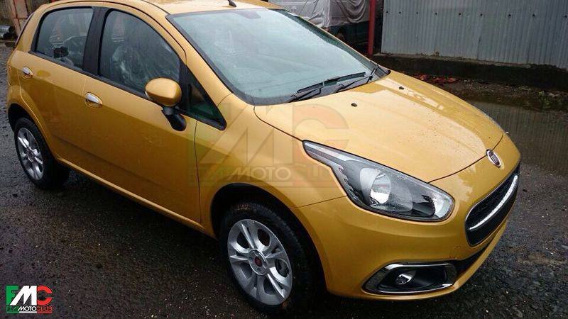 Fiat-Punto-facelift-fully-revealed-spyshot-front-three-quarter.jpg