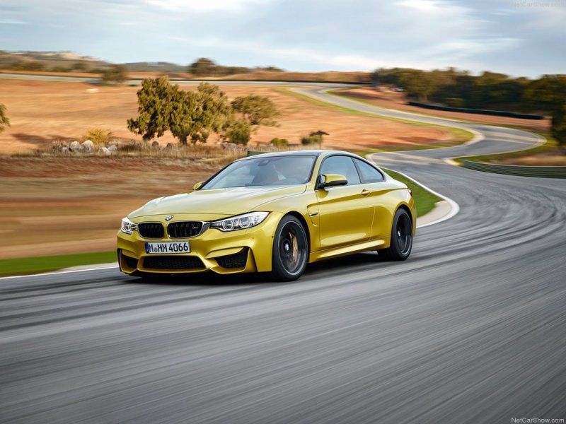 BMW-M4-Coupe-06.jpg