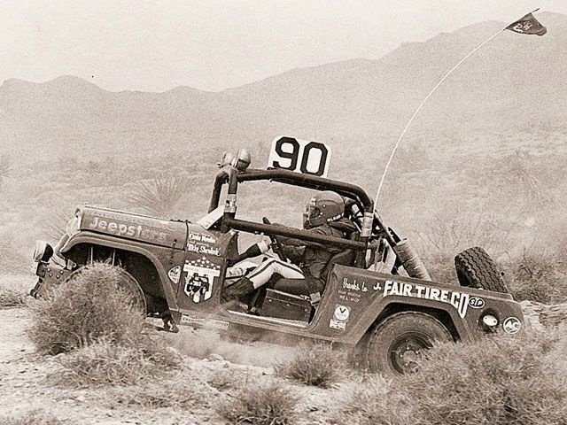 vintage-jeep-offroading-cars-carzz_133165.jpg