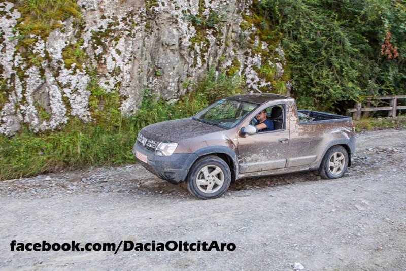 Dacia-Duster-pick-up-2.jpg