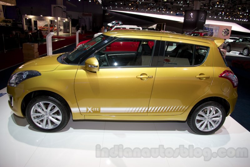 Suzuki-Swift-facelift-side-at-the-2014-Moscow-Motor-Show.jpg