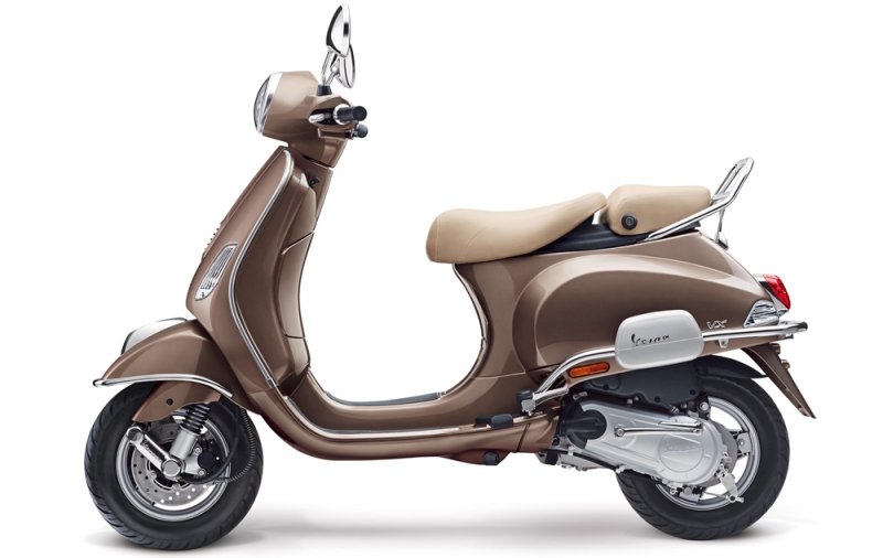 Vespa-Elegante-03.jpg