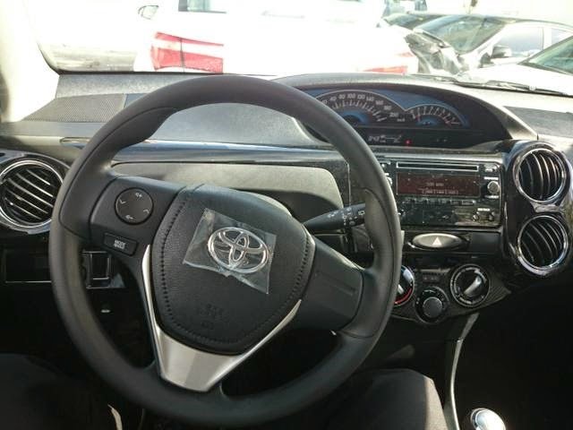 New-Toyota-Etios-India-Steering-Wheel.jpg