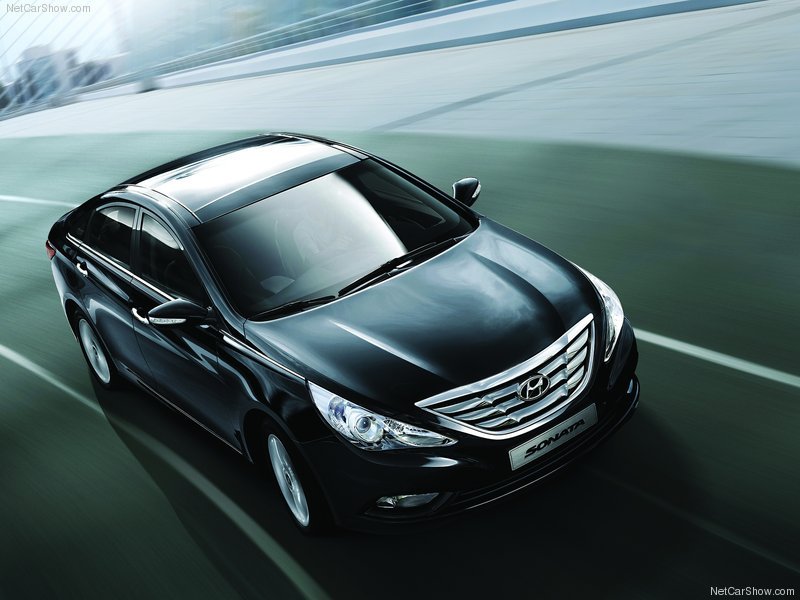 Hyundai-Sonata_2011_800x600_wallpaper_01.jpg