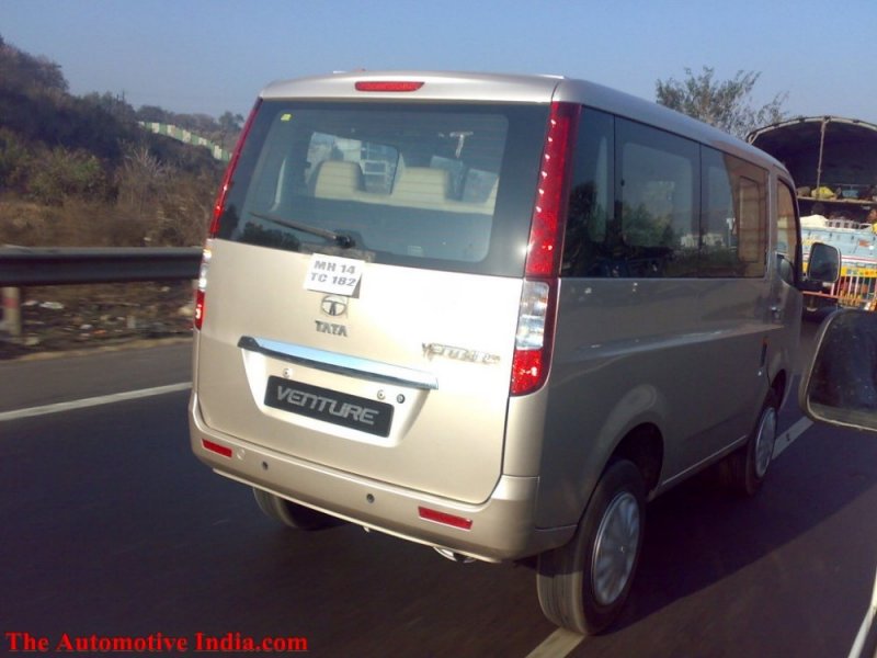 Tata_Venture_Rear.jpg