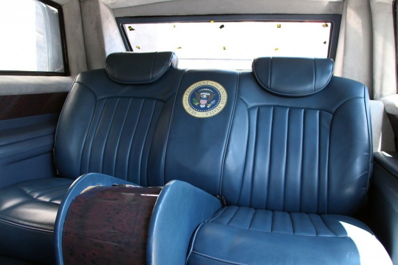 the-beast-presidential-limo-from-white-house-down_100431615_l.jpg