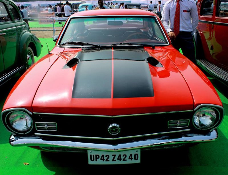 Ford-Maverick.jpg