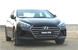 0_0_300_http---172.17.115.180-82-ExtraImages-20150311053259_2016-Hyundai-Elantra-leaked.jpg