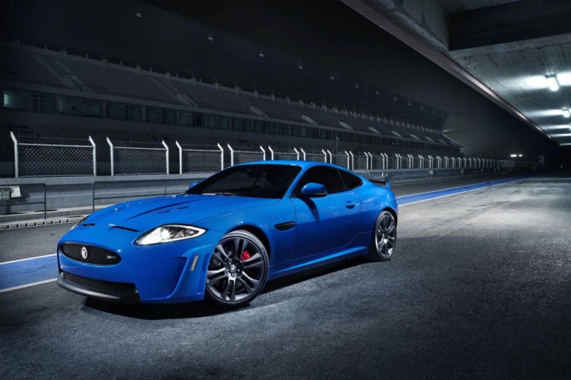 2011-Jaguar-XKR-S-coupe-image.jpg