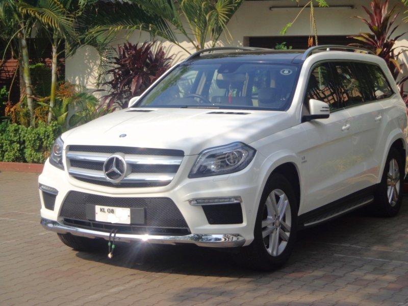 Mercedes GL Class.JPG