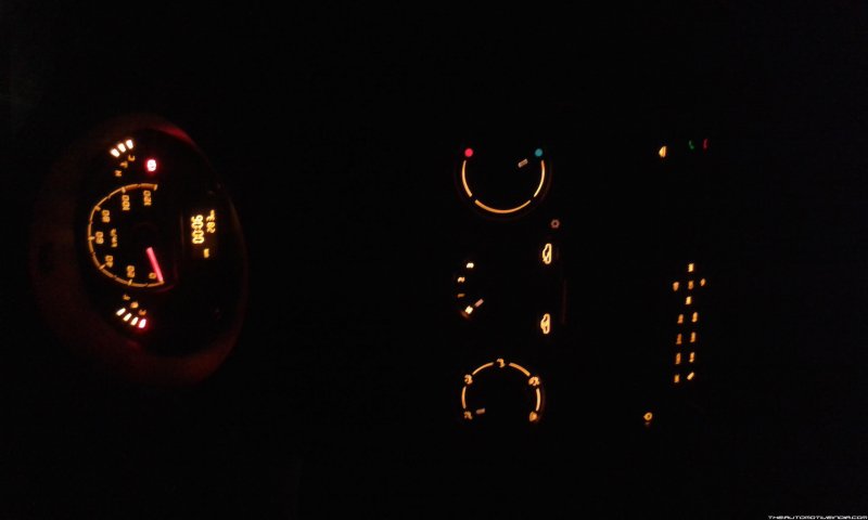 Tata-Nano-Instrument-Cluster.jpg