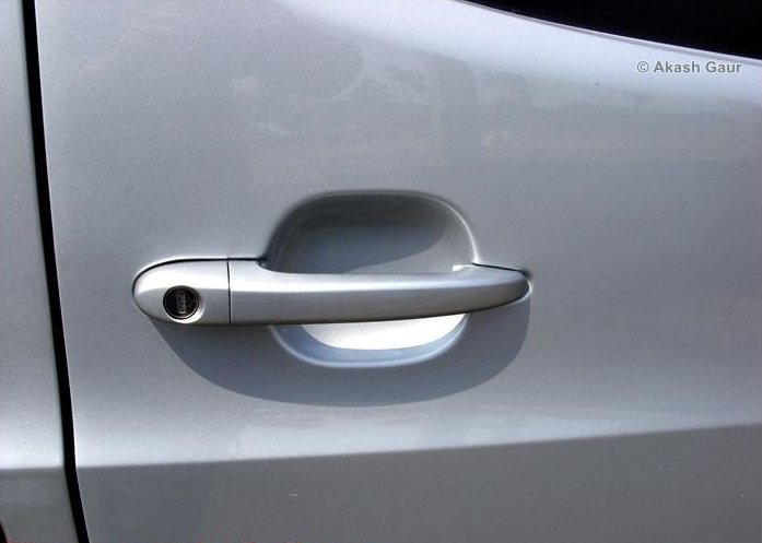 Tata-Venture-Door-Handle.JPG