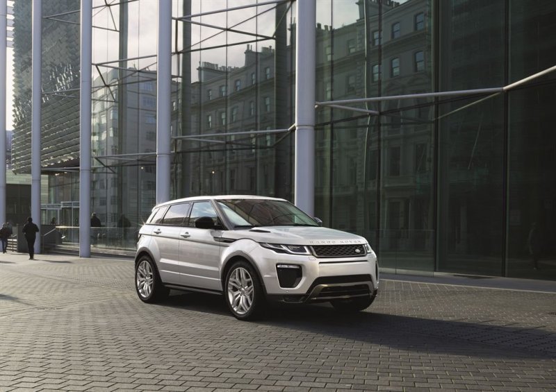 RR_16MY_Evoque_exterior__22__LowRes.jpg