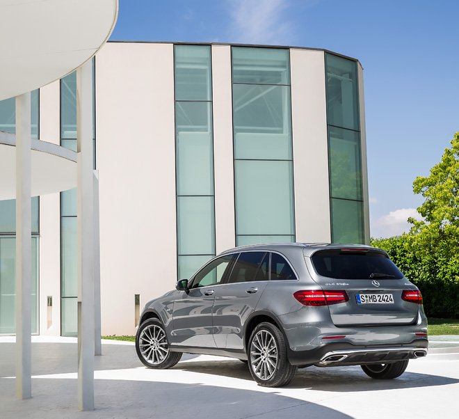 06-Mercedes-Benz-Vehicles-GLC-660x602.jpg