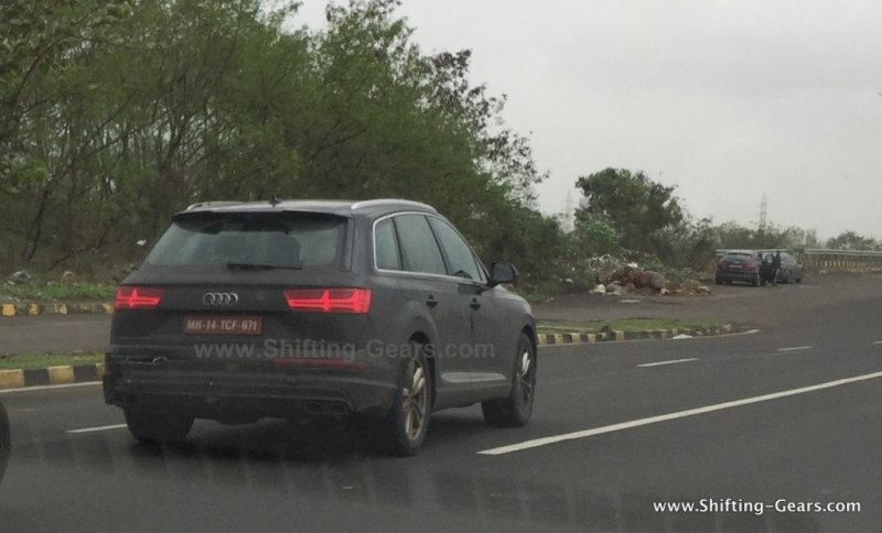 Audi-SQ7-rear-India-spied-1024x619.jpg