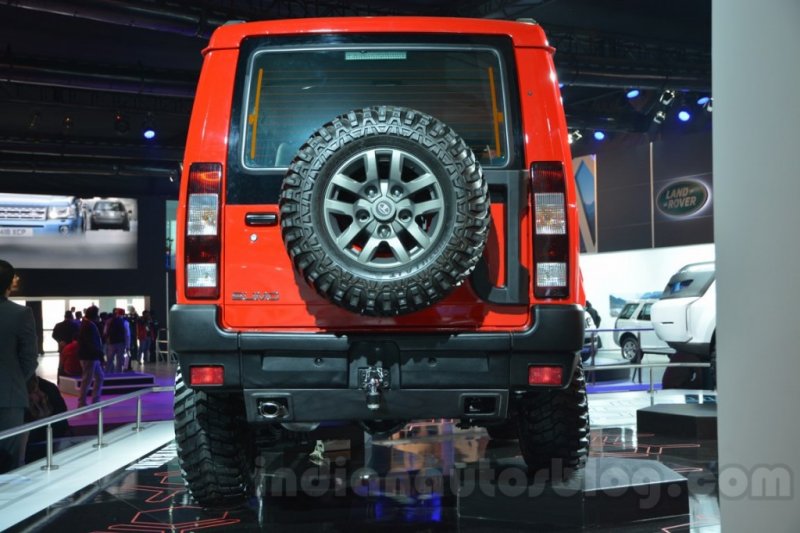 Tata-Sumo-Extreme-rear-1024x682.jpg