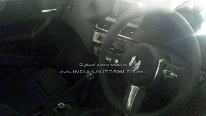 2016-BMW-X1-interior-India-spied-1024x576.jpg