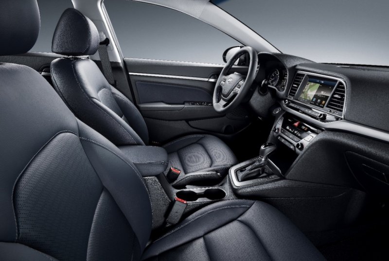 2016-Hyundai-Elantra-interior-press-shots-1024x688.jpg