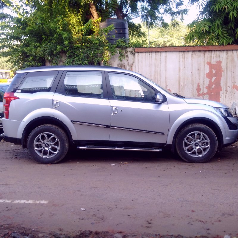 xuv3.jpg