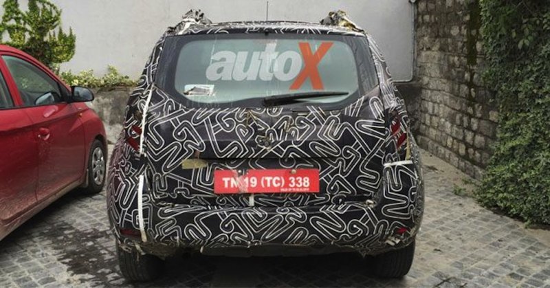 2016-Renault-Duster-facelift-for-India-rear-spied.jpg