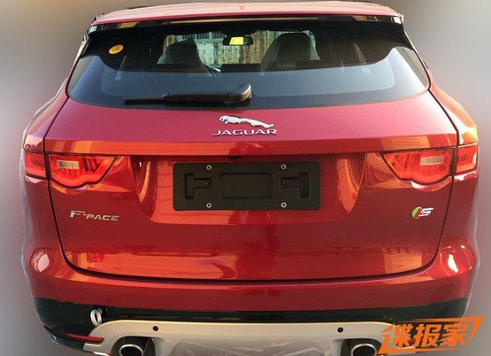 Jaguar-F-Pace-rear-spied-in-China.jpg