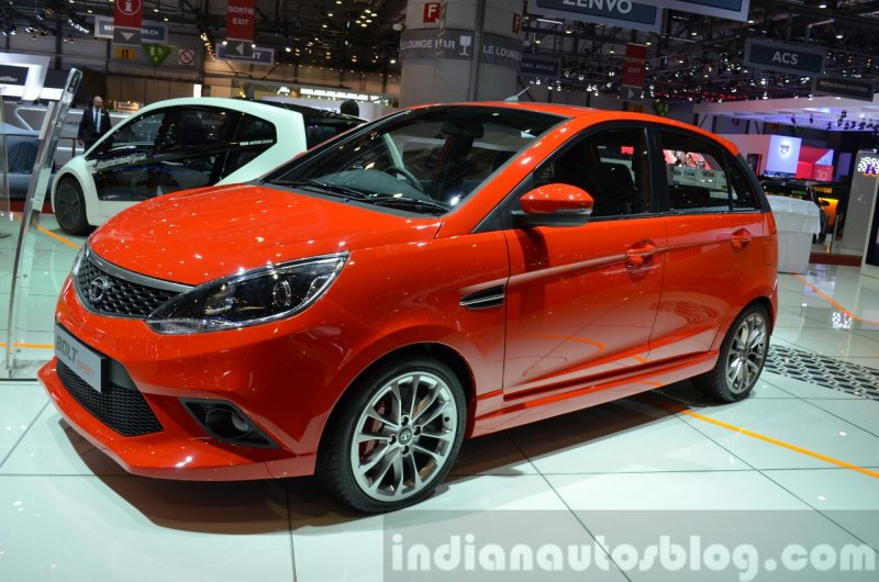 Tata-Bolt-Sport-front-three-quarters-right.jpg