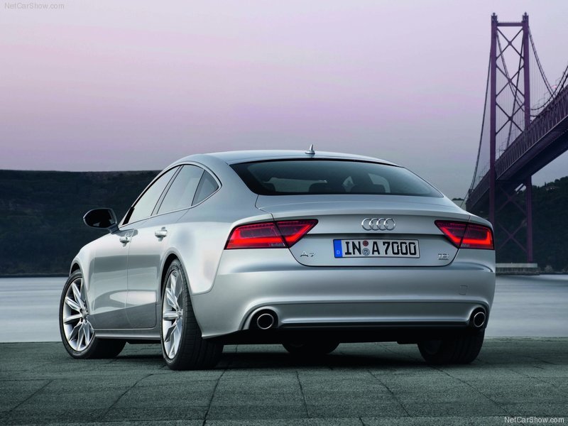 Audi-A7_Sportback_2011_800x600_wallpaper_35.jpg