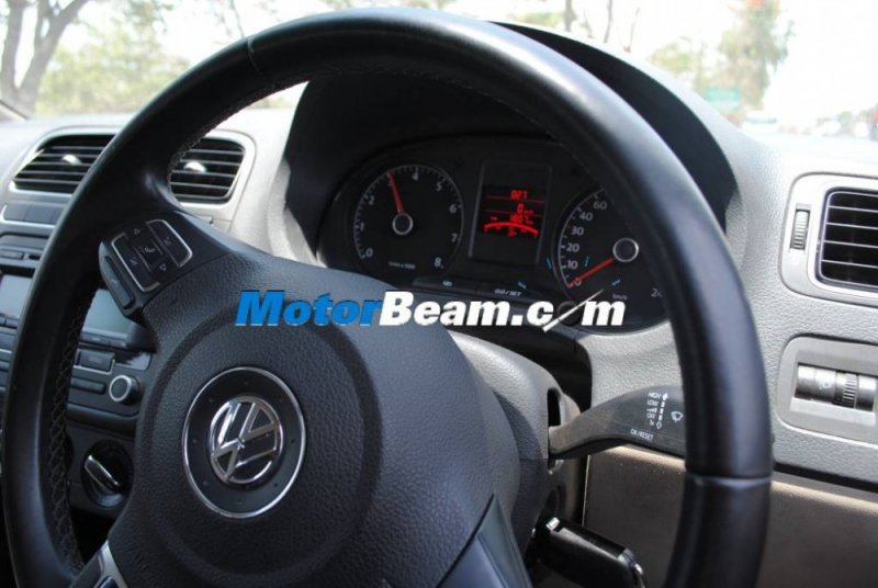 2012-Volkswagen-Polo-India-Steering.jpg