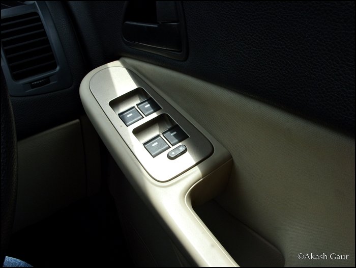 Driver Door controls.JPG