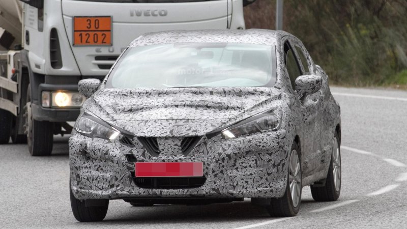 2017-nissan-micra-spy-photo.jpg