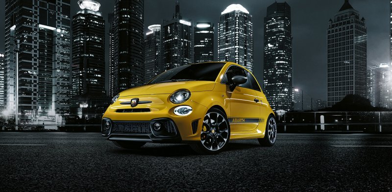 160511_Abarth_New_Abarth_595_01_slider.jpg