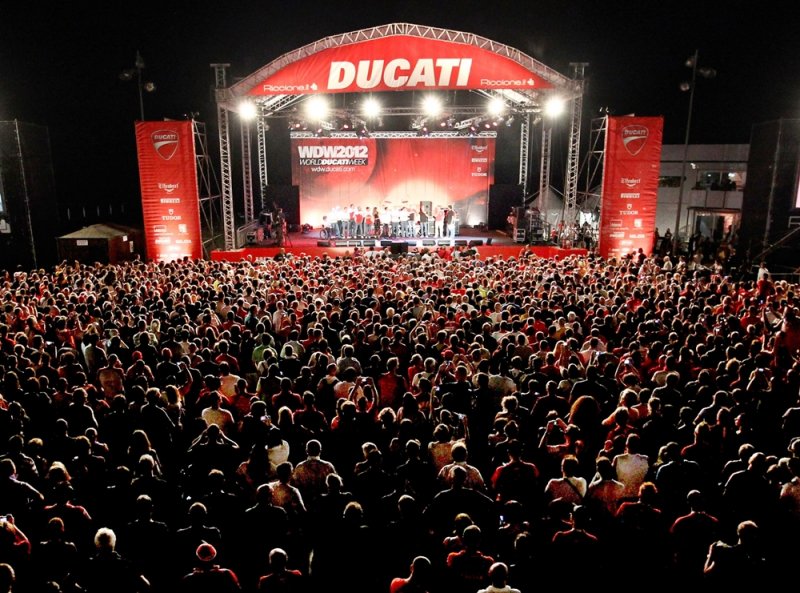 Ducati-Week-2016-04.jpg