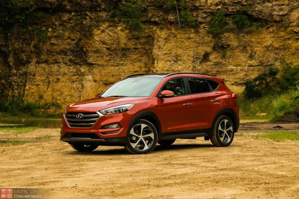 2016-Hyundai-Tucson-5-of-7-610x407.jpg