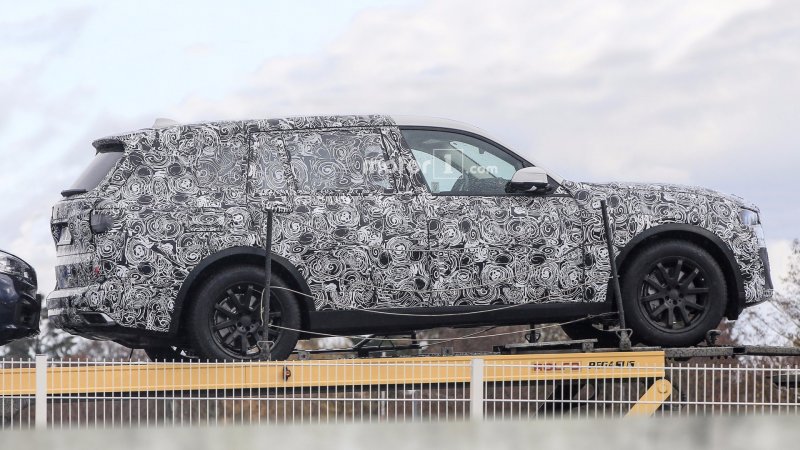 2019-bmw-x7-spy-photo (1).jpg