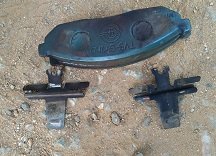 BRAKE SHOES AND SHIMS.jpg