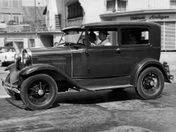 ford_a_limousine_coupe.jpg