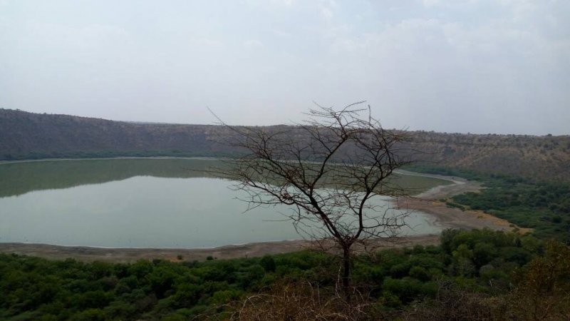 Lonar Lake.jpg