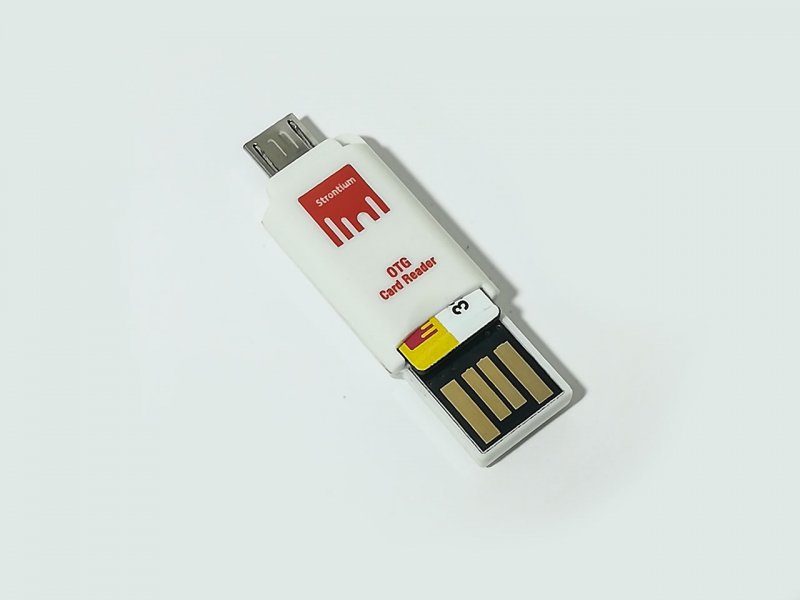 Strontium_32gb_MicroSD_OTG_004.jpg